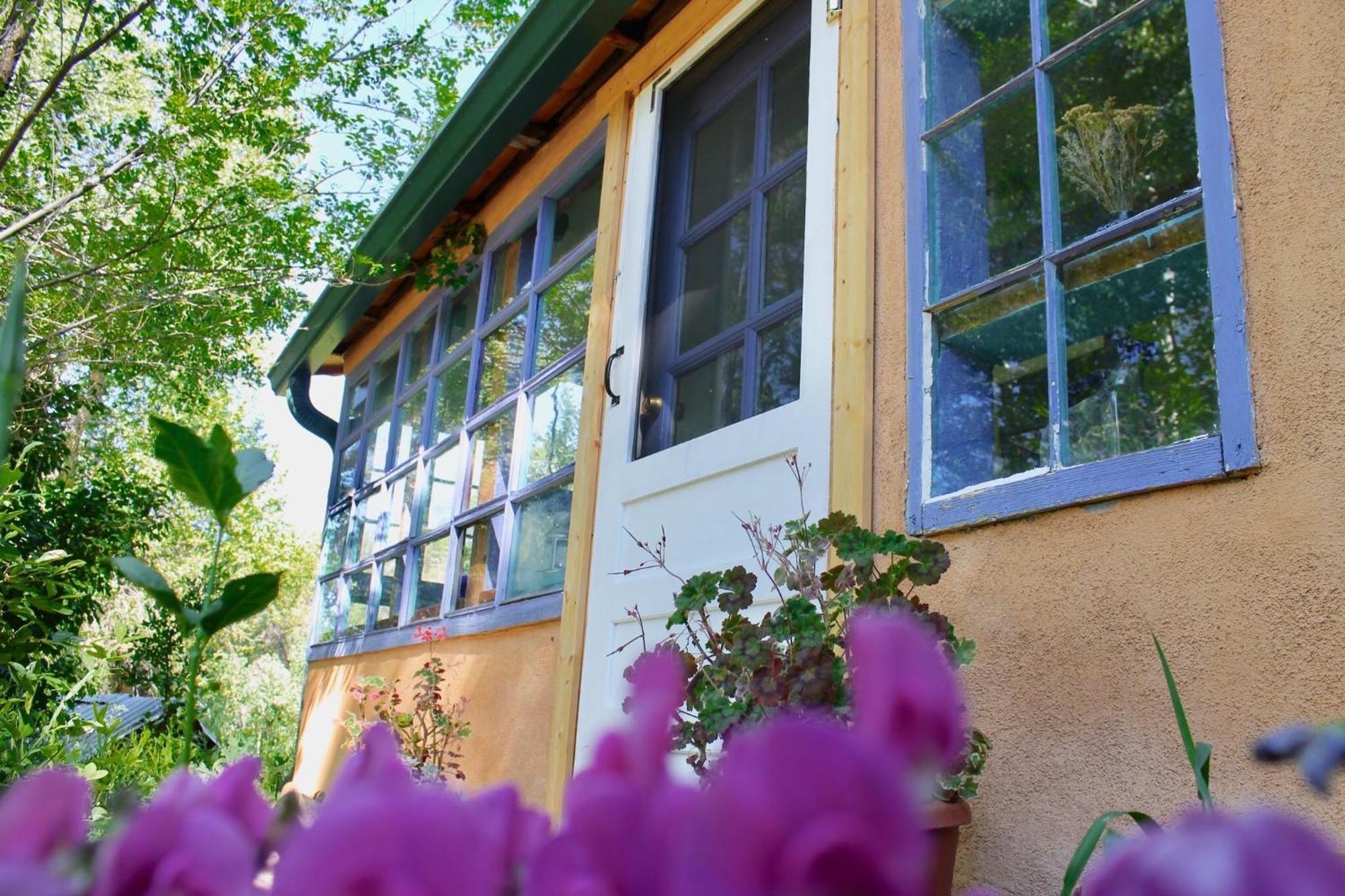 Taos Goji Farm & Eco-Lodge Retreat Arroyo Seco Buitenkant foto
